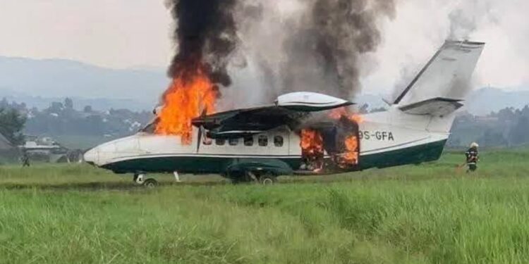 RDC : l&rsquo;armée s&rsquo;exprime sur l&rsquo;aéronef « bombardé » à Minembwe