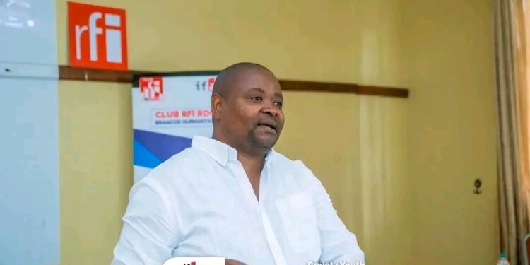 1756463449935 - Agora Grands-Lacs RDC : après Goma par le M23, le journaliste Tuver Wundi détenu dans les locaux de l’ANR à Kinshasa