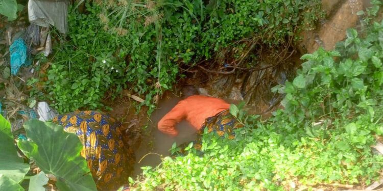 Butembo : une femme de troisième âge retrouvée morte dans un caniveau