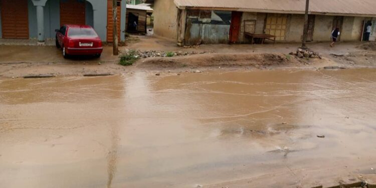 IMG-20250824-WA0002 - Agora Grands-Lacs Bunia : les habitants exaspérés par des chaussées impraticables