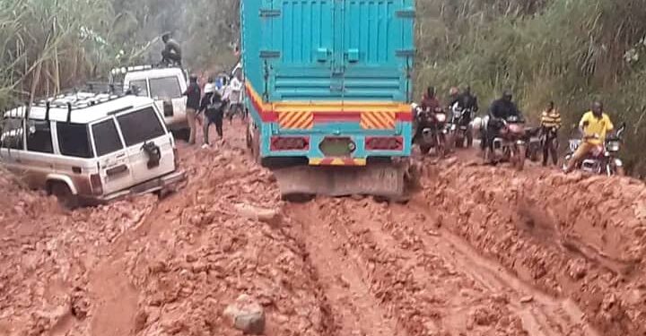 IMG-20250917-WA0016 - Agora Grands-Lacs Ituri : des usagers routiers en détresse face à la dégradation de l’axe Bunia – Mahagi