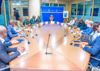 Kinshasa : pas de rupture en produit pétrolier, Acacia Bandubola réunit les responsables du secteur