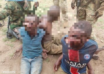 Chute de Luvungi : trois présumés collaborateurs du M23-AFC présentés par l&rsquo;armée