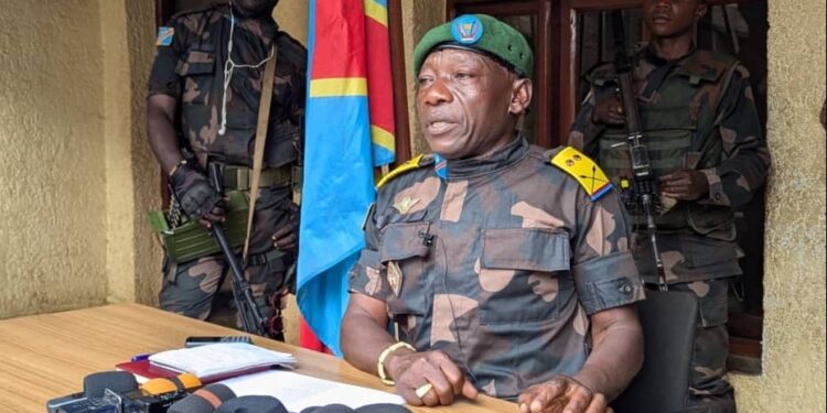 FARDC : Mak Hazukay nommé porte-parole intérimaire