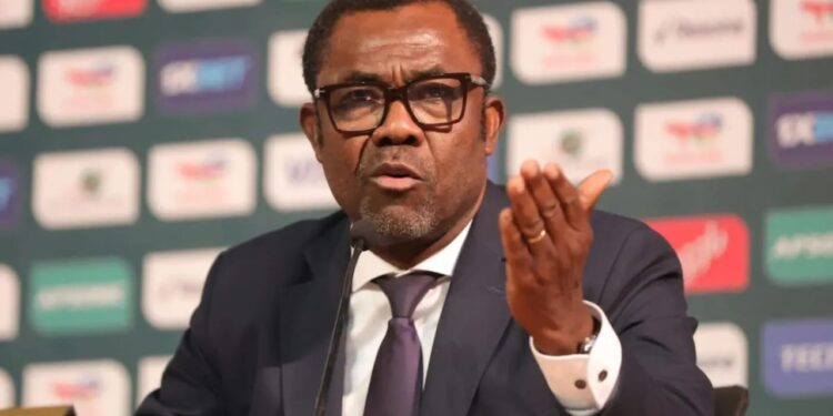 CAF : fin de mandat pour Véron Mosengo-Omba !