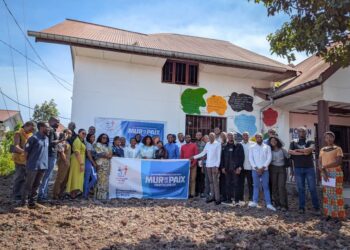 Goma : avec des jeunes, La Prunelle RDC Asbl bâtit un « Mur de paix participatif »